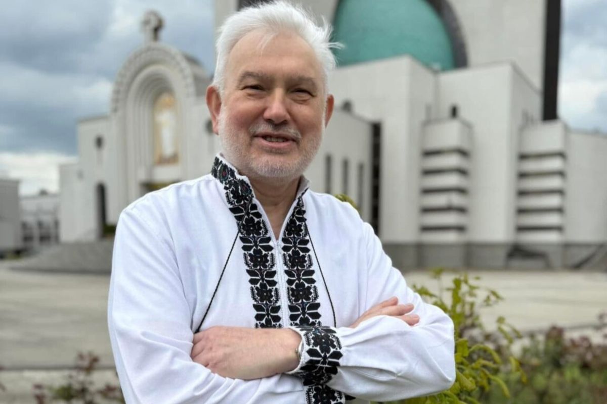 Єпископ Йосиф Мілян привітав українців з Днем вишиванки