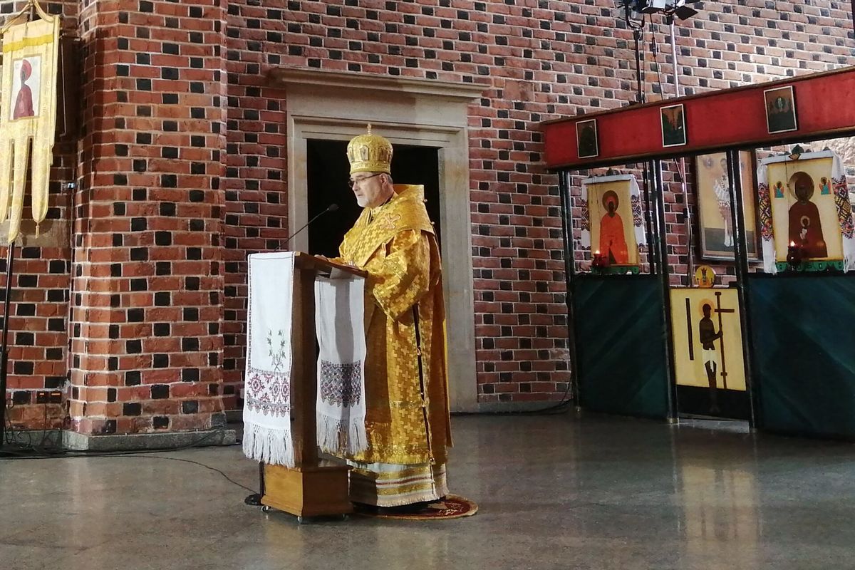 «У присутності Христа стишуються та завмирають давні чвари», — владика Володимир Ющак